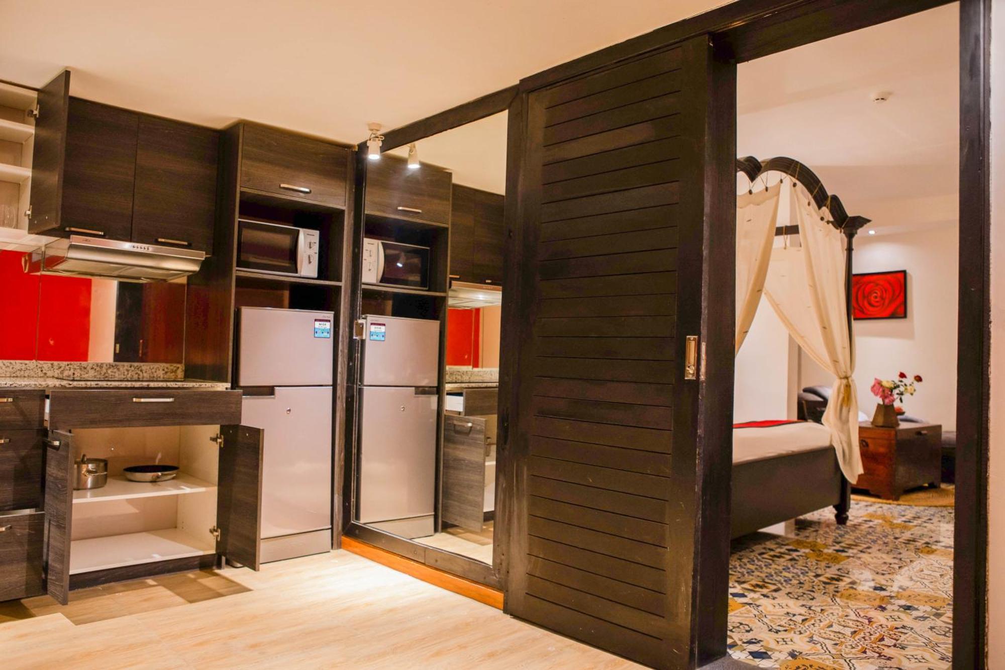 La Rose Suites Phnom Penh Ngoại thất bức ảnh