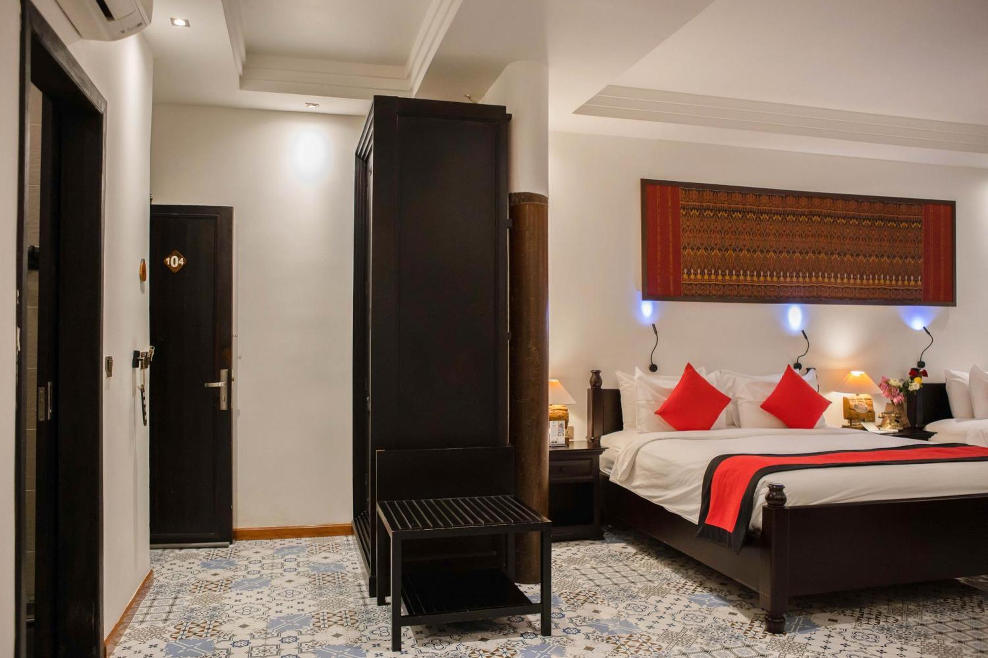 La Rose Suites Phnom Penh Ngoại thất bức ảnh