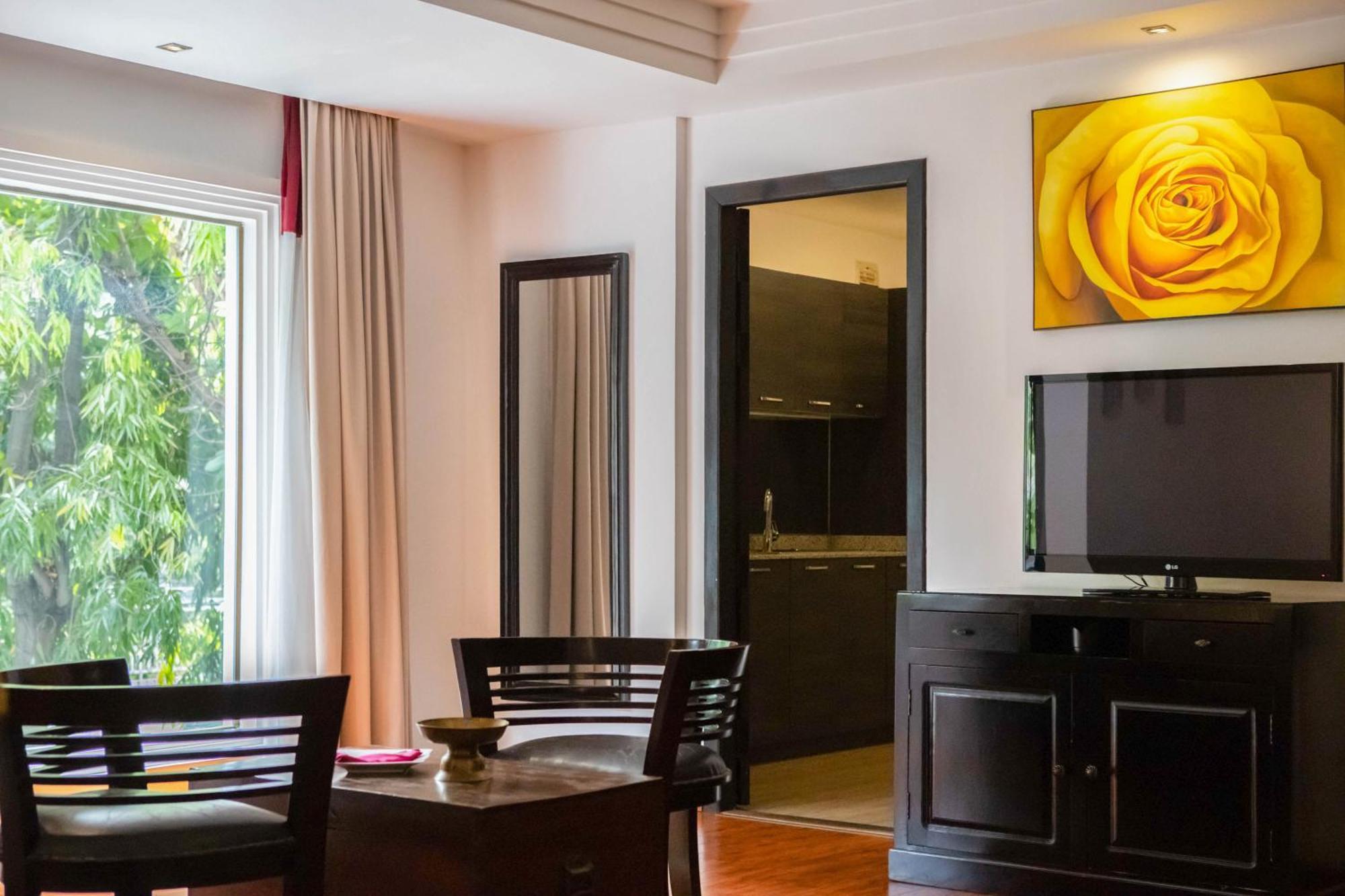 La Rose Suites Phnom Penh Ngoại thất bức ảnh