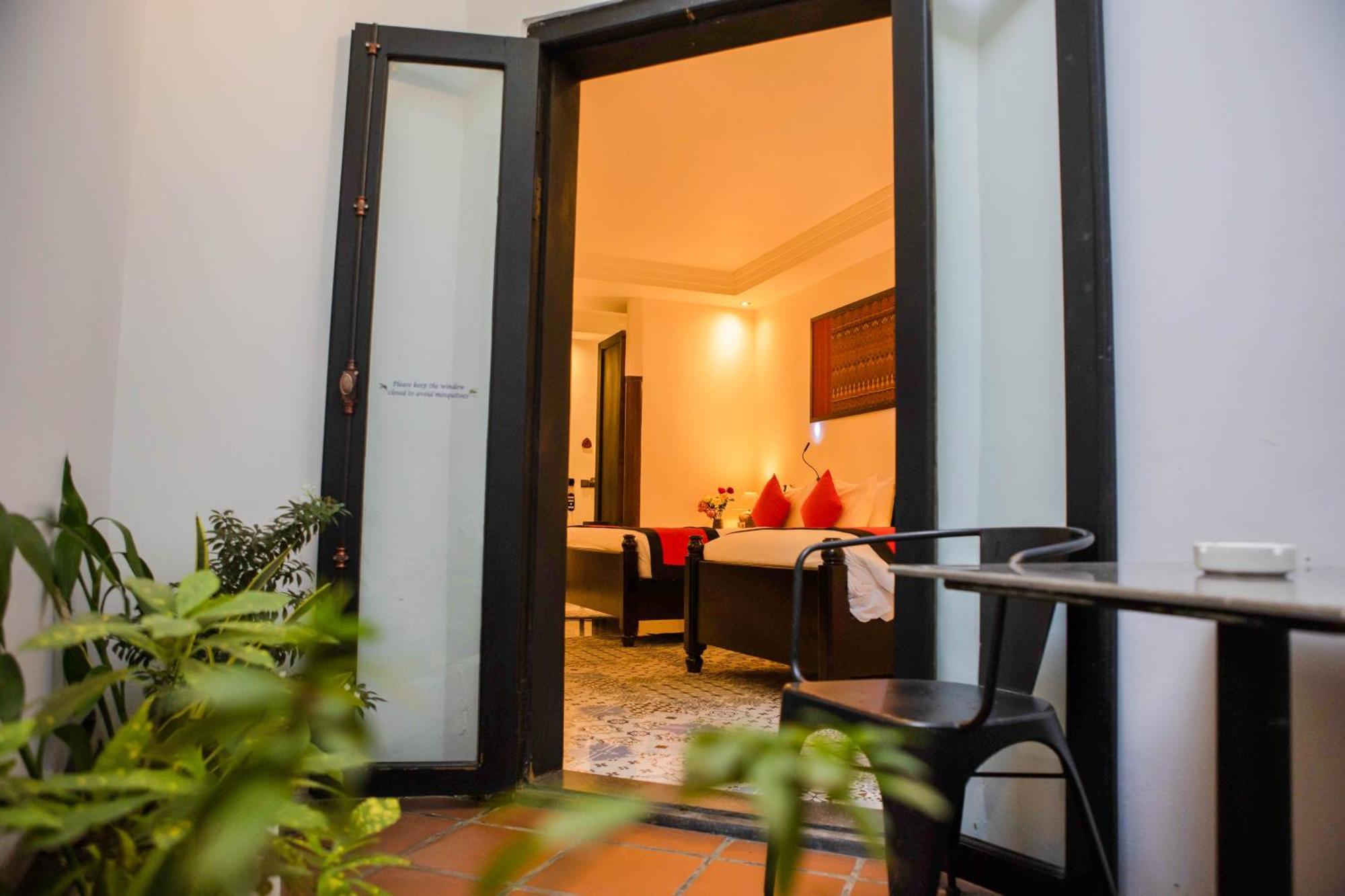 La Rose Suites Phnom Penh Ngoại thất bức ảnh