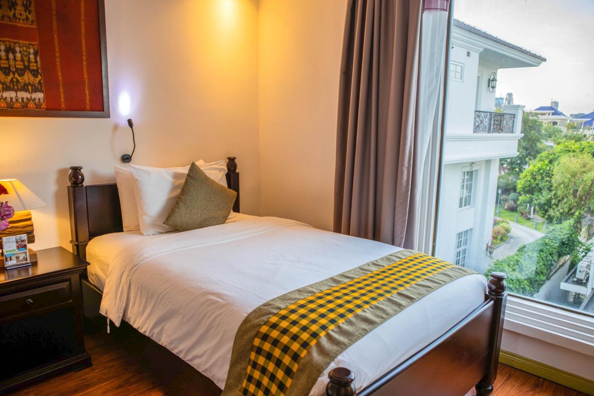 La Rose Suites Phnom Penh Ngoại thất bức ảnh