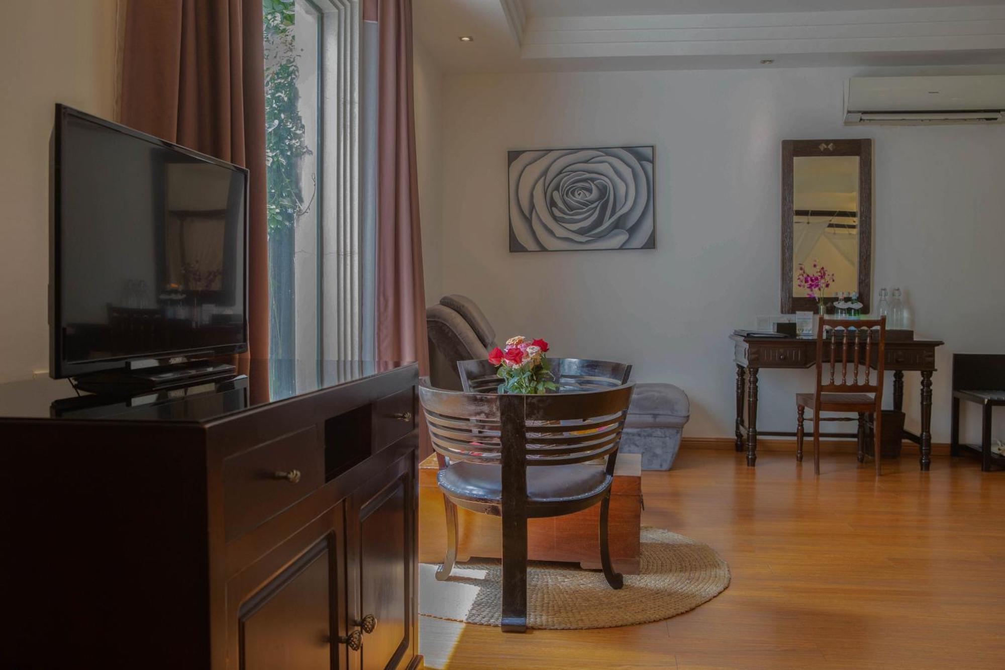 La Rose Suites Phnom Penh Ngoại thất bức ảnh