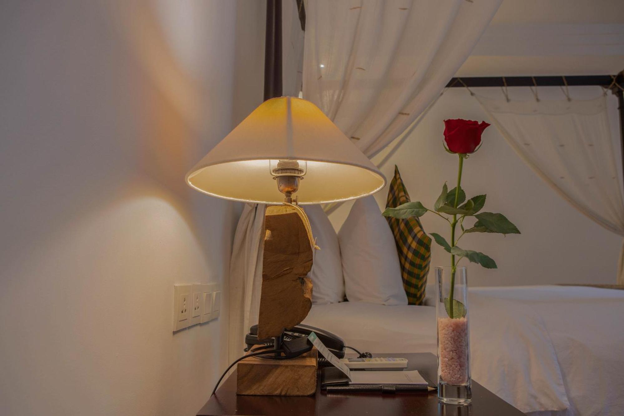 La Rose Suites Phnom Penh Ngoại thất bức ảnh