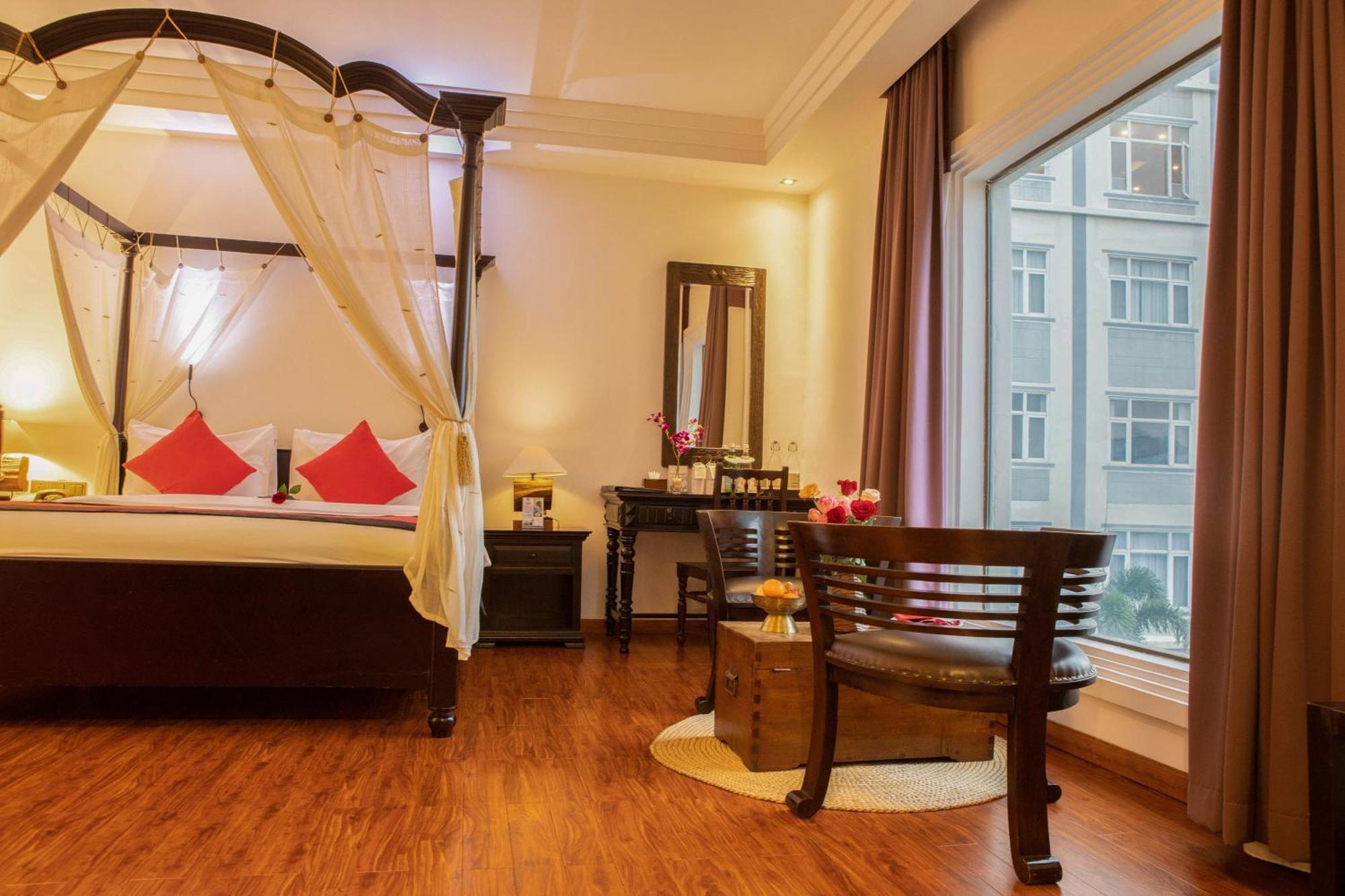 La Rose Suites Phnom Penh Ngoại thất bức ảnh