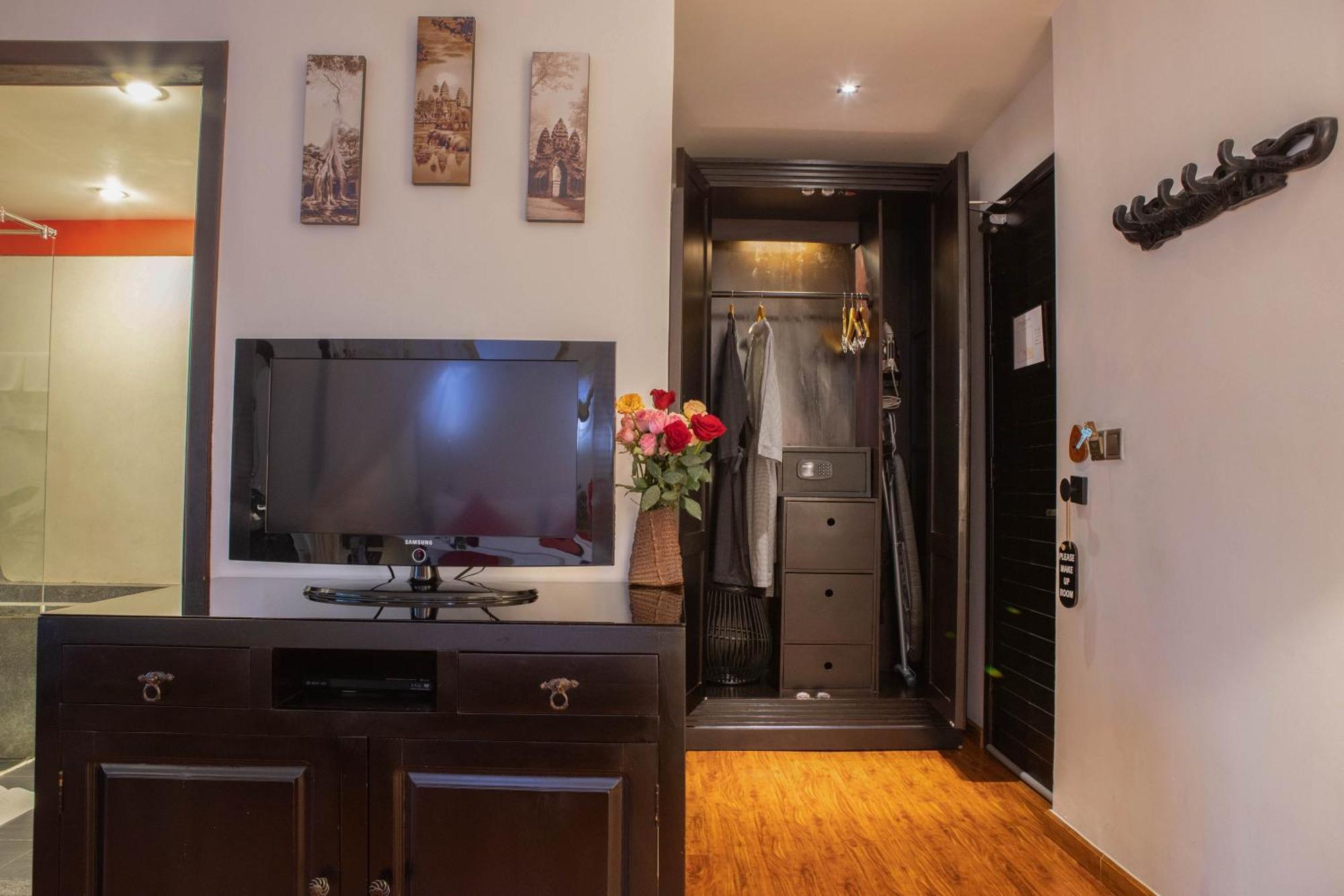 La Rose Suites Phnom Penh Ngoại thất bức ảnh