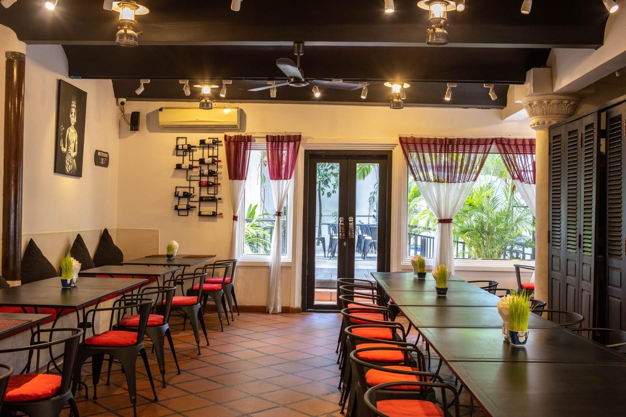 La Rose Suites Phnom Penh Ngoại thất bức ảnh